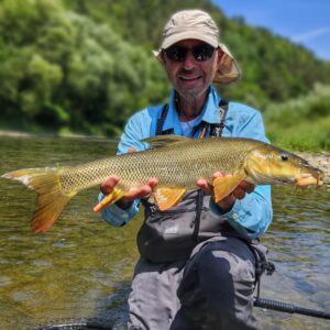 Fly Fishing in Poland Dunajec River (20)