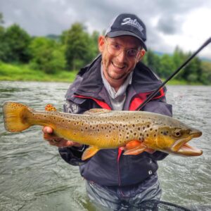Fly Fishing in Poland Dunajec River (24)