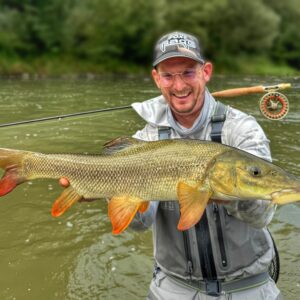 Fly Fishing in Poland Dunajec River (50,5)